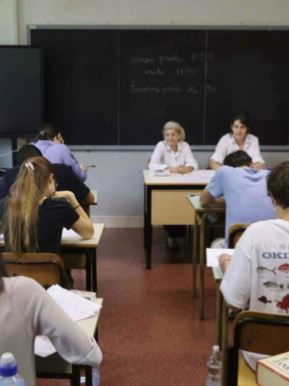Pupo a scuola