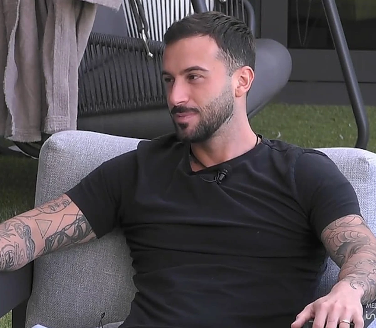 “Lui non può saperlo ma…”. Andreas Muller al Grande Fratello Vip e ora Veronica Peparini si fa sentire: l’annuncio in pubblico 